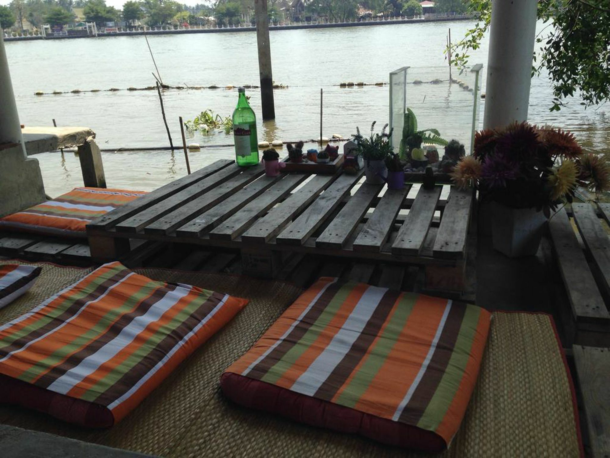 Se'Sun Amphawa Hotel Luaran gambar